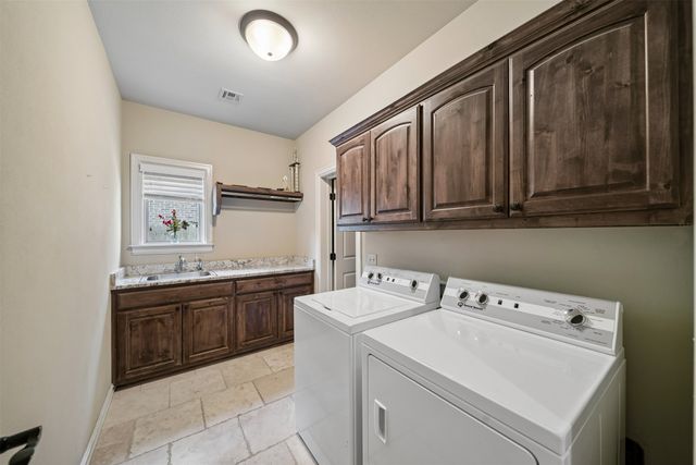 11026 S Kennedy Street, Jenks, OK 74037