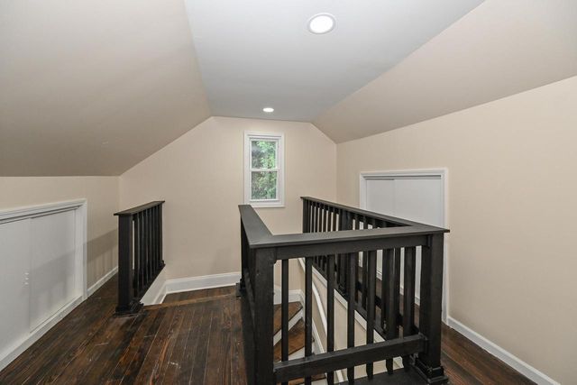 7939 Hillcrest DRIVE, Wauwatosa, WI 53213