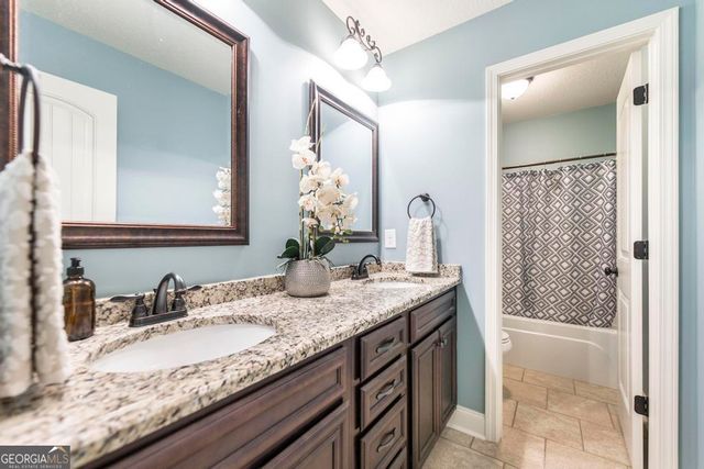 261 Hathersage Drive, Kathleen, GA 31047