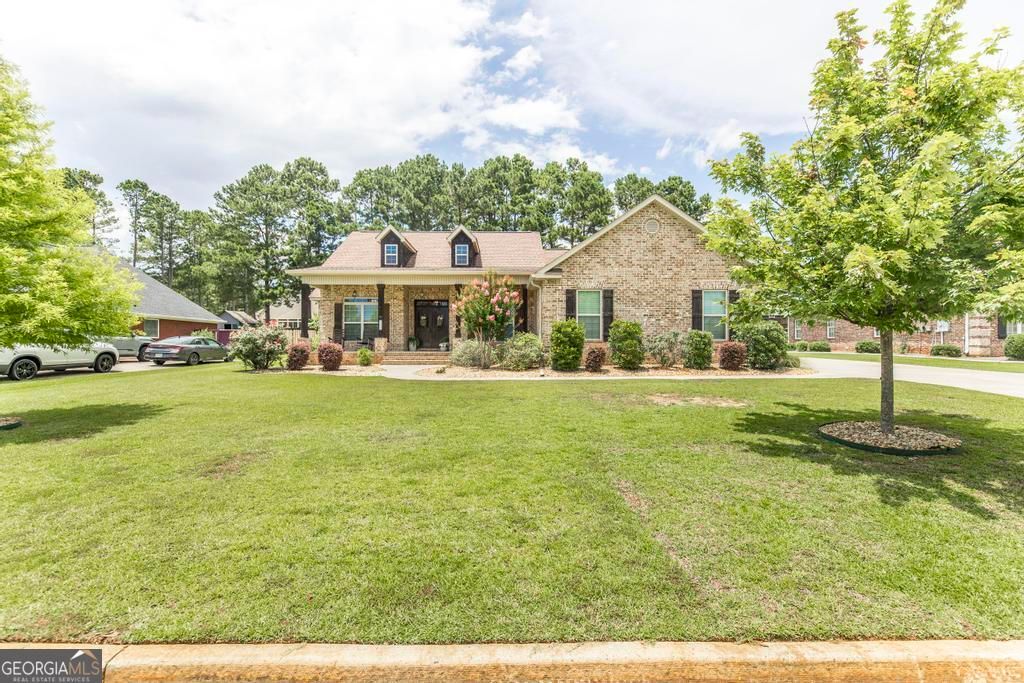 261 Hathersage Drive, Kathleen, GA 31047