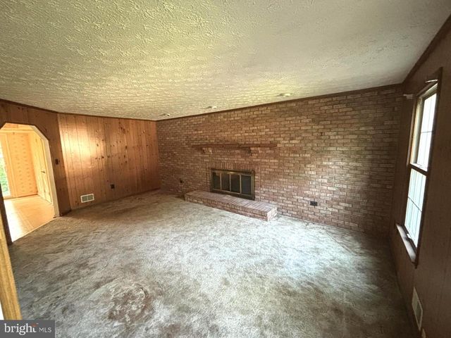 12822 WILLOW GLEN CT, Herndon, VA 20171