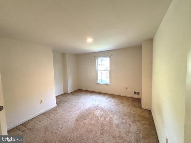 12822 WILLOW GLEN CT, Herndon, VA 20171