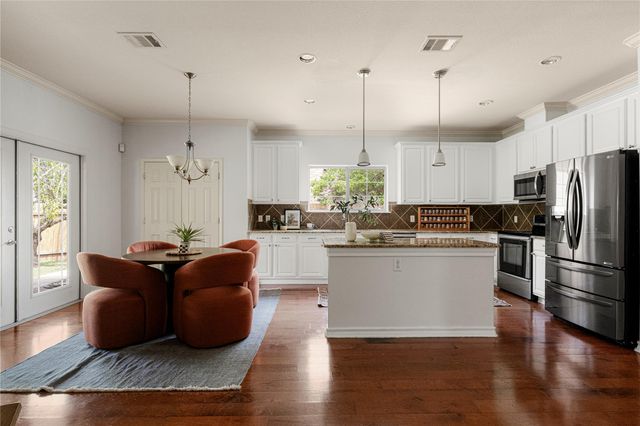 212 Camperdown Elm DR, Austin, TX 78748