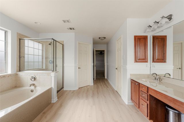 212 Camperdown Elm DR, Austin, TX 78748