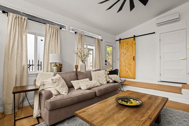 3904 Highland DR, Austin, TX 78734