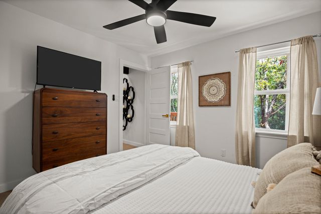 3904 Highland DR, Austin, TX 78734