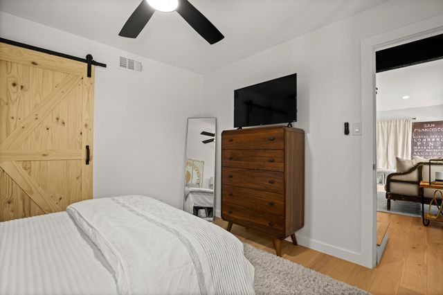 3904 Highland DR, Austin, TX 78734