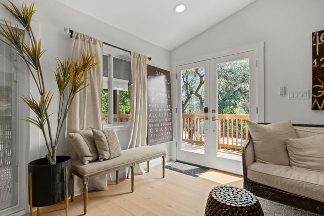 3904 Highland DR, Austin, TX 78734