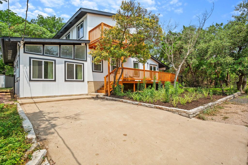 3904 Highland DR, Austin, TX 78734