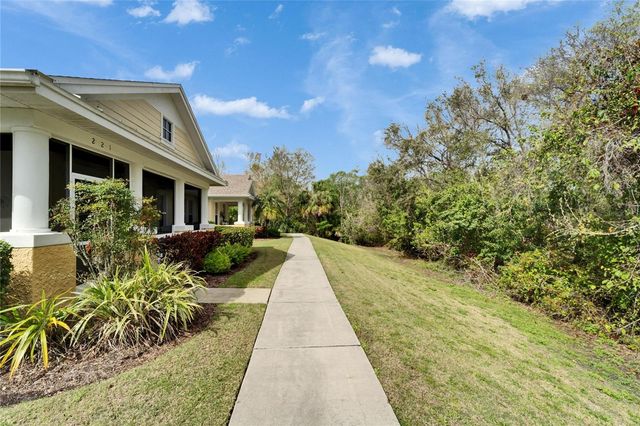 221 SELA COVE CIRCLE, Apollo Beach, FL 33572