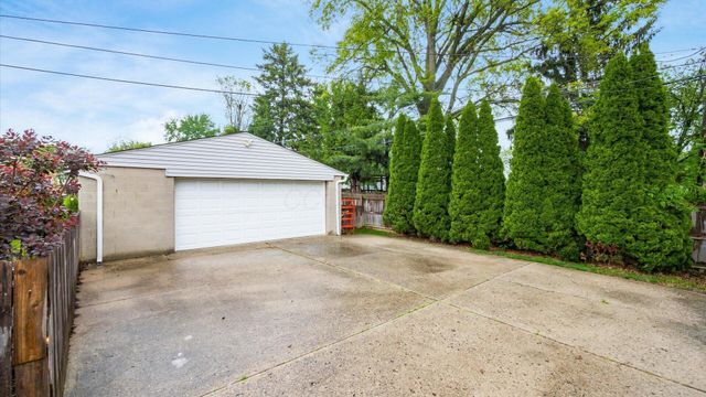 1472 Golding Drive, Reynoldsburg, OH 43068
