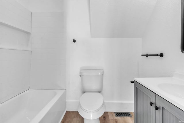 422 W Rush Street, Kendallville, IN 46755