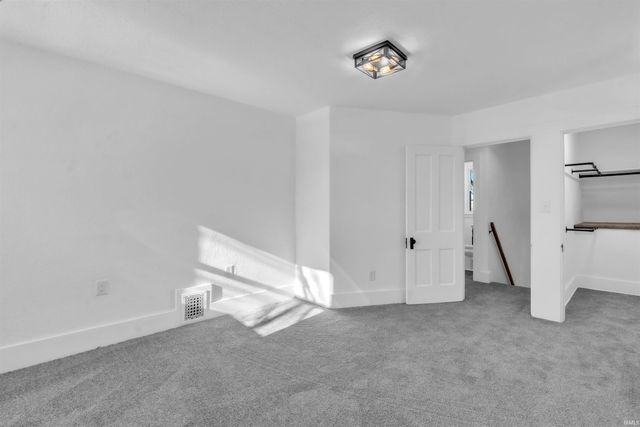 422 W Rush Street, Kendallville, IN 46755