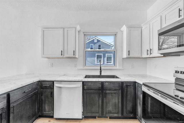 422 W Rush Street, Kendallville, IN 46755