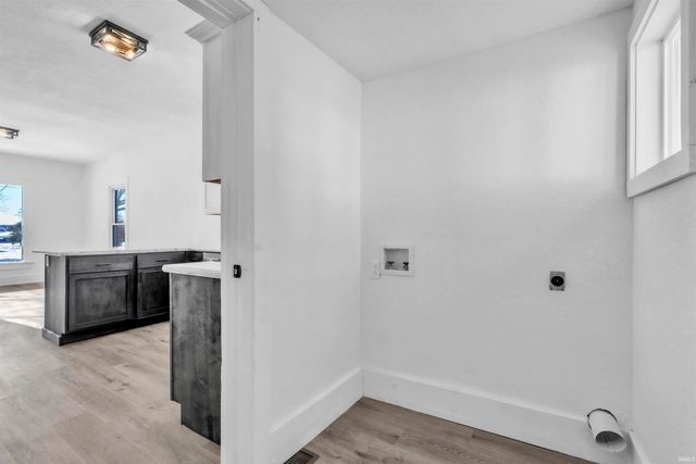 422 W Rush Street, Kendallville, IN 46755