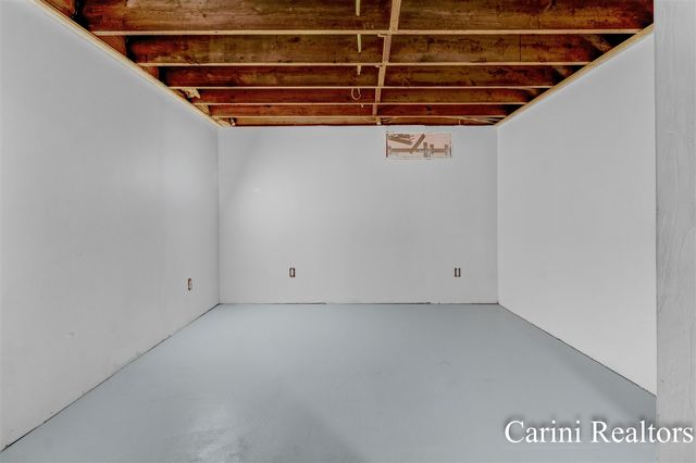 3383 Flamingo Avenue, Wyoming, MI 49509