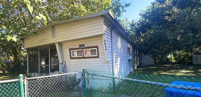 5405 MOBILE DRIVE, Seffner, FL 33584