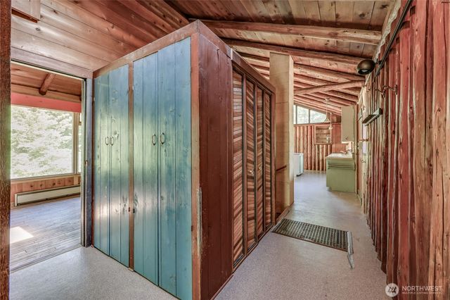 1790 W Valley Road, Chimacum, WA 98325
