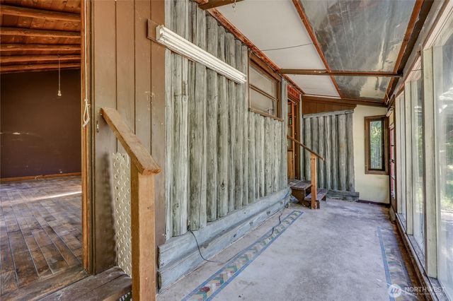 1790 W Valley Road, Chimacum, WA 98325