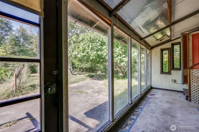 1790 W Valley Road, Chimacum, WA 98325