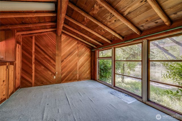 1790 W Valley Road, Chimacum, WA 98325