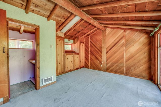 1790 W Valley Road, Chimacum, WA 98325