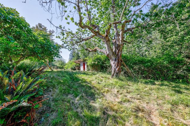 1790 W Valley Road, Chimacum, WA 98325