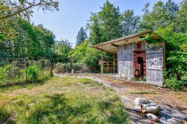 1790 W Valley Road, Chimacum, WA 98325