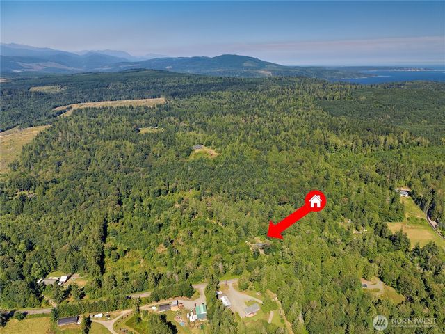 1790 W Valley Road, Chimacum, WA 98325