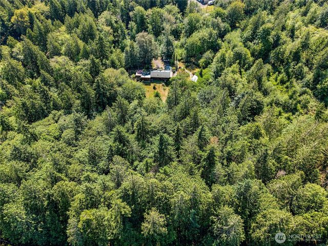 1790 W Valley Road, Chimacum, WA 98325
