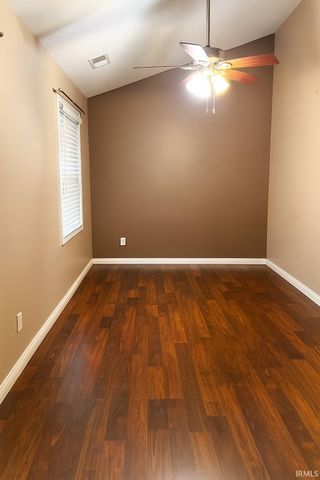 8545 Greendale Drive, Evansville, IN 47711