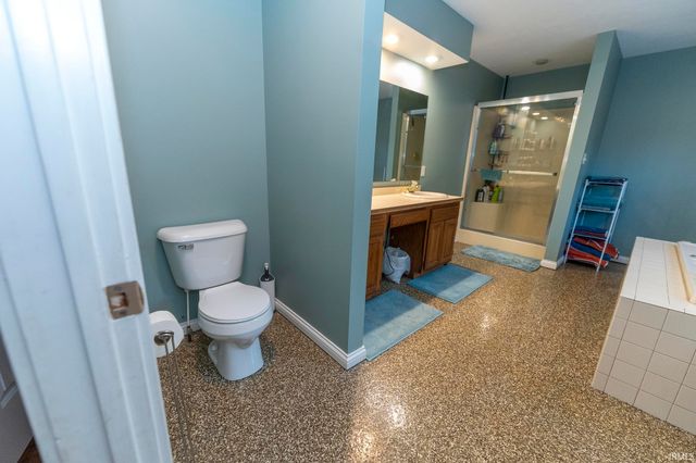 8545 Greendale Drive, Evansville, IN 47711