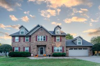 8545 Greendale Drive, Evansville, IN 47711