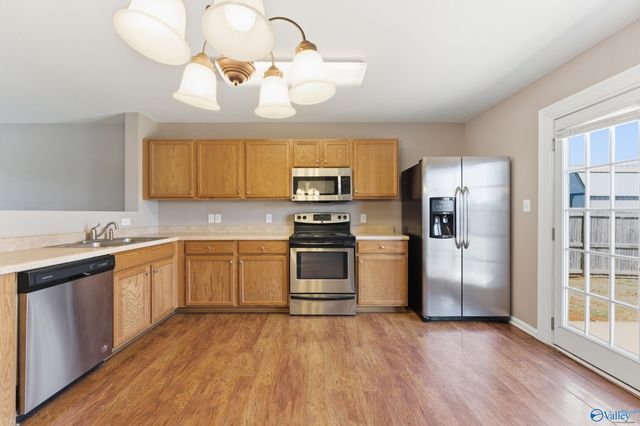 3294 Castlecreek Drive, Madison, AL 35756