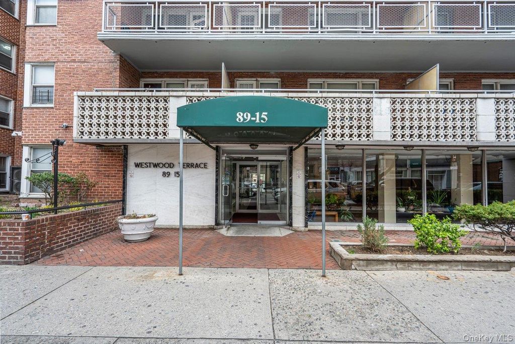 89-15 Parsons Boulevard 7D, Jamaica, NY 11432