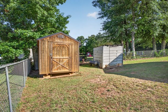 634 Chesterfield Street N, Aiken, SC 29801