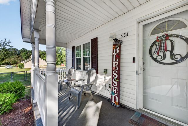 634 Chesterfield Street N, Aiken, SC 29801