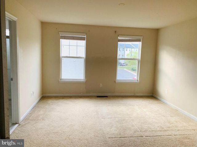 25550 FELTRE TER, Chantilly, VA 20152