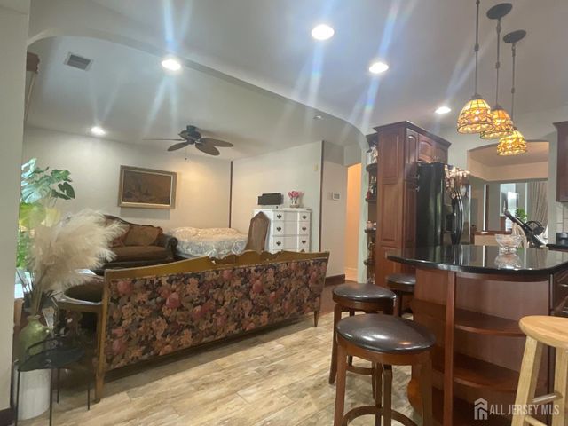 17 Tuthill Court, Sayreville, NJ 08872