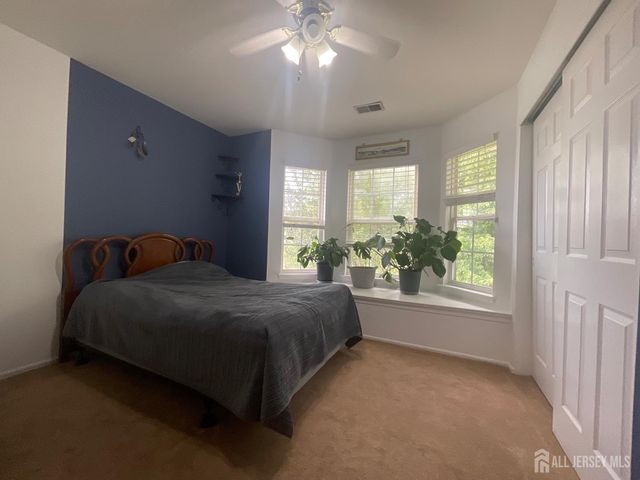 17 Tuthill Court, Sayreville, NJ 08872