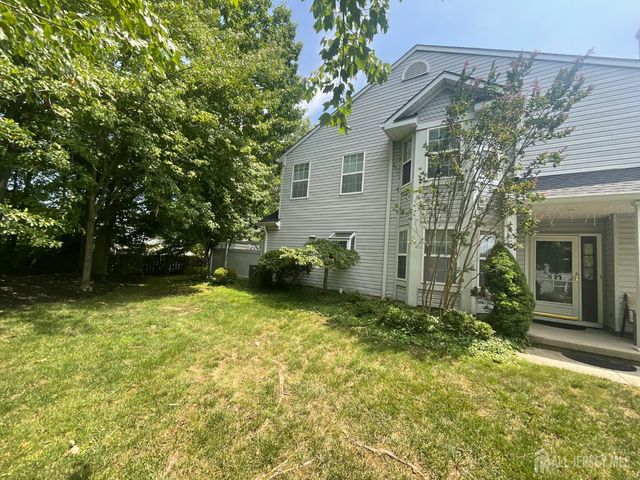 17 Tuthill Court, Sayreville, NJ 08872