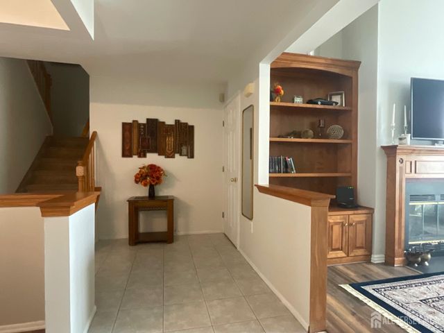 17 Tuthill Court, Sayreville, NJ 08872