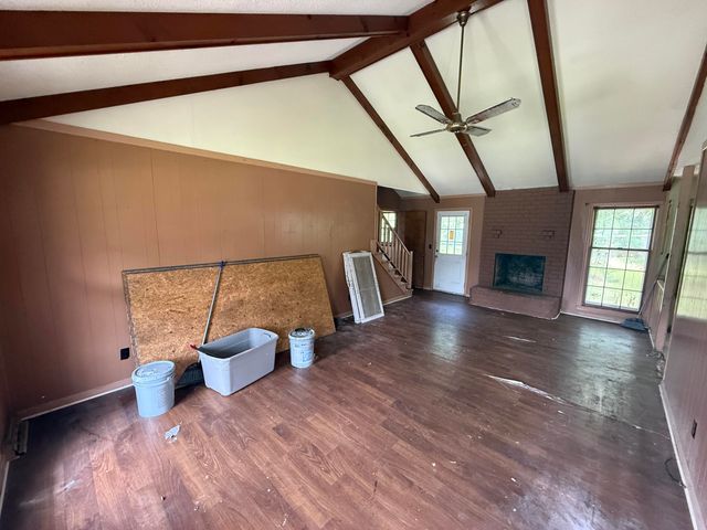 402 Kershaw Road, Summerville, SC 29486