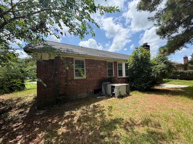 402 Kershaw Road, Summerville, SC 29486