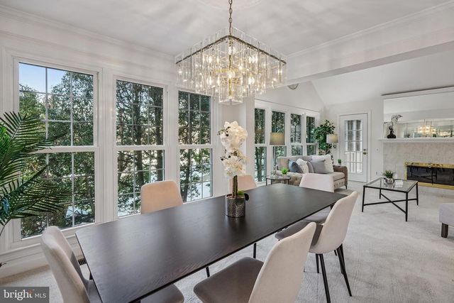 11928 PARKSIDE DR, Fairfax, VA 22033