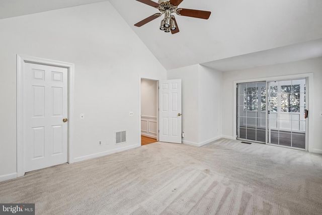 11928 PARKSIDE DR, Fairfax, VA 22033