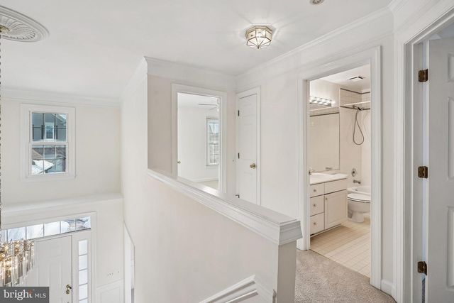 11928 PARKSIDE DR, Fairfax, VA 22033