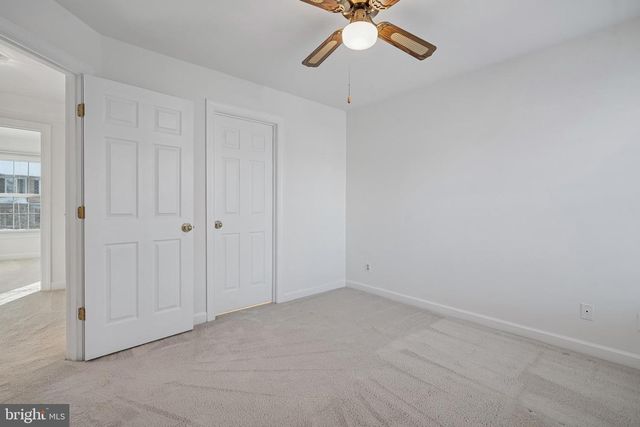 11928 PARKSIDE DR, Fairfax, VA 22033