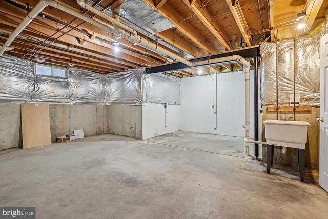 11928 PARKSIDE DR, Fairfax, VA 22033