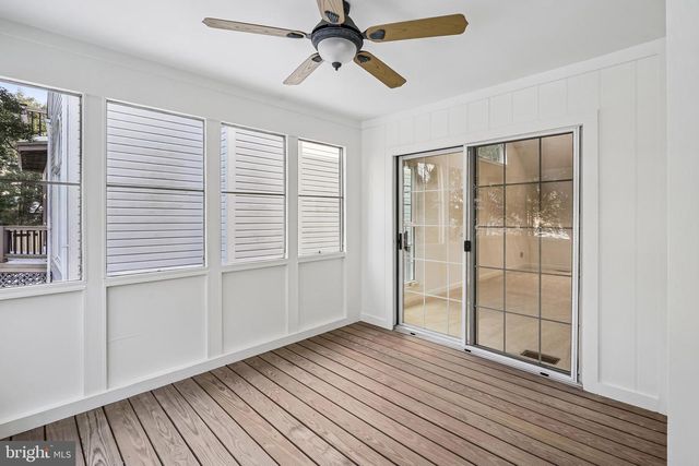 11928 PARKSIDE DR, Fairfax, VA 22033